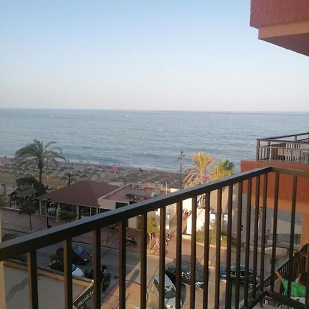 פואנגירולה Lovely Apartment In Front Of The Beach. מראה חיצוני תמונה