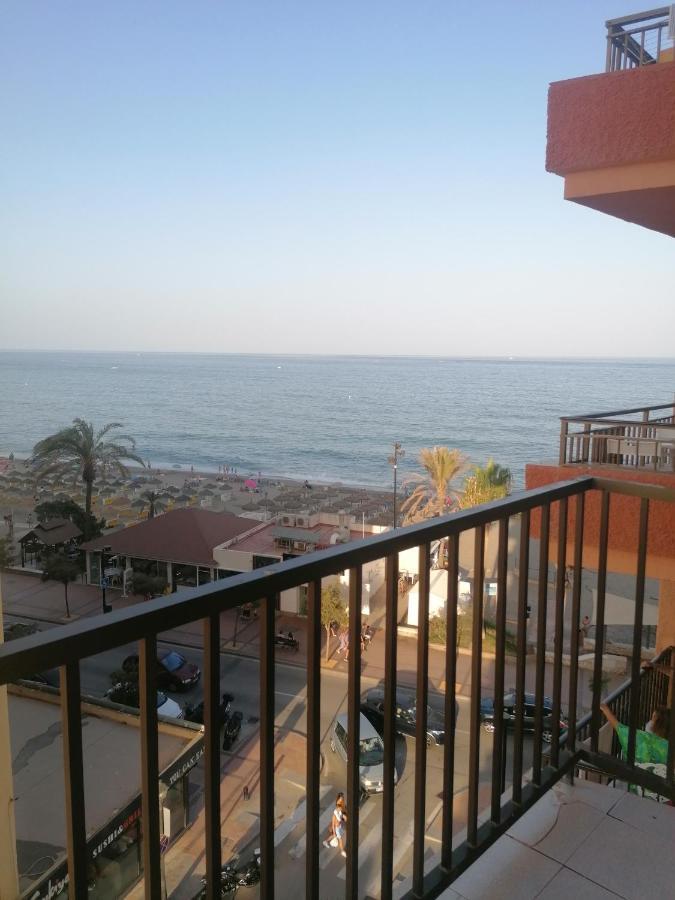 פואנגירולה Lovely Apartment In Front Of The Beach. מראה חיצוני תמונה